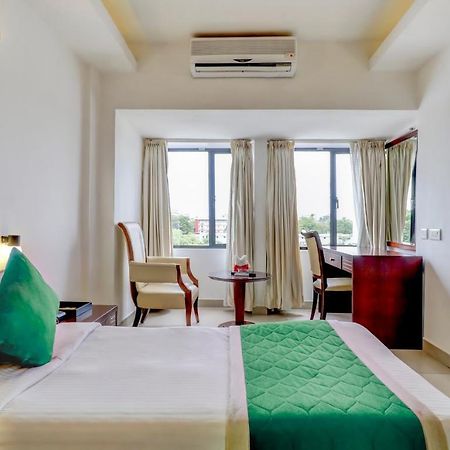 Hotel Luciya Kochi Eksteriør bilde