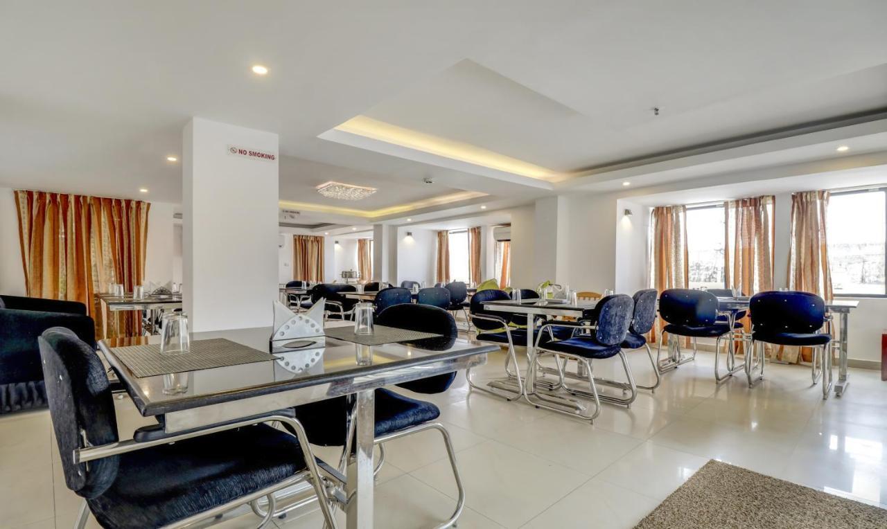 Hotel Luciya Kochi Eksteriør bilde