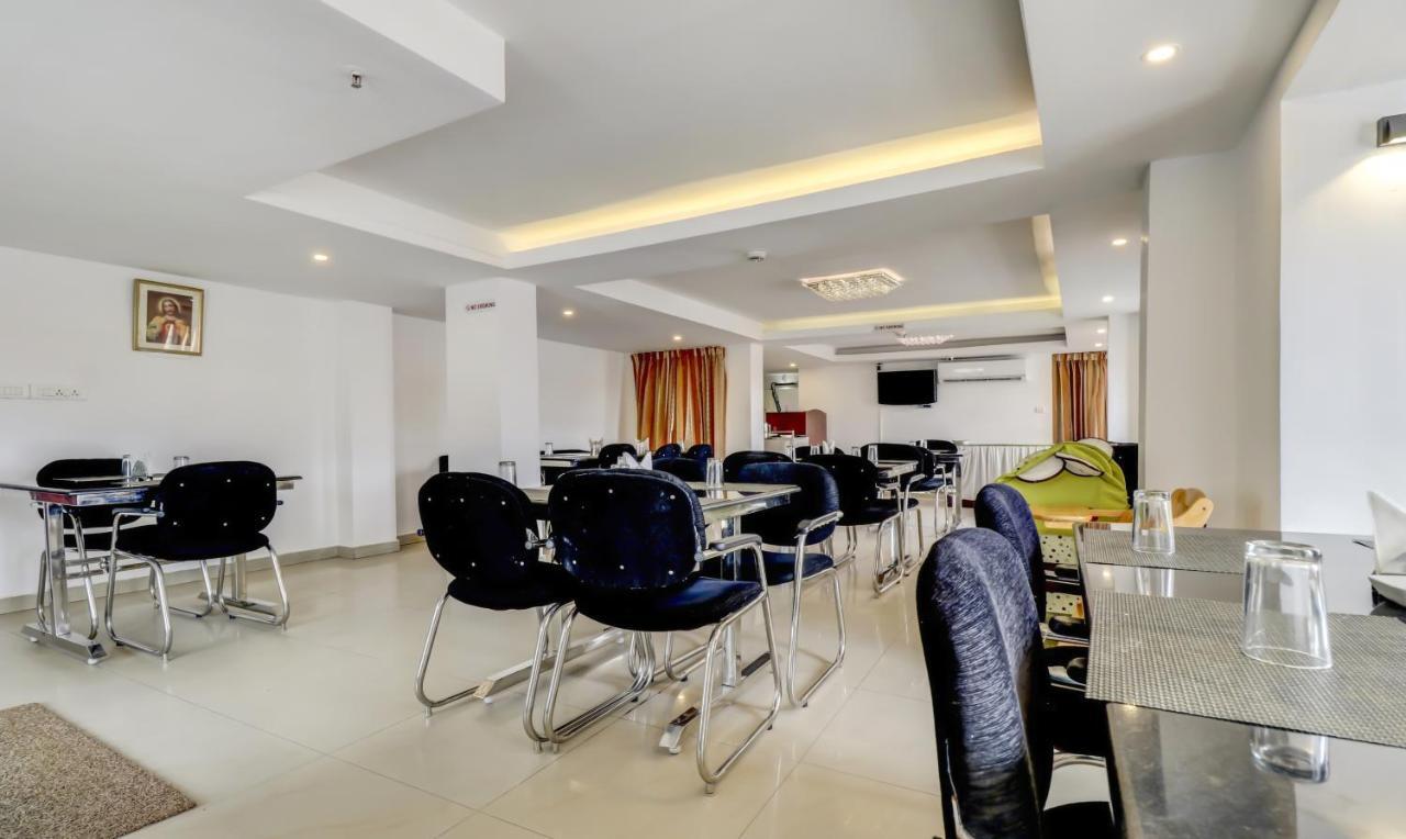 Hotel Luciya Kochi Eksteriør bilde