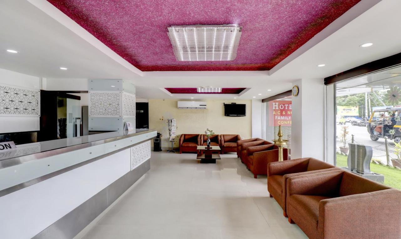 Hotel Luciya Kochi Eksteriør bilde