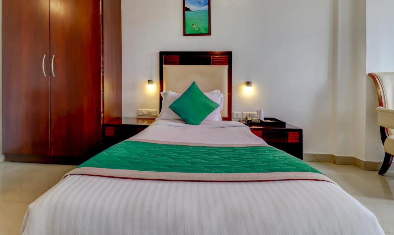 Hotel Luciya Kochi Eksteriør bilde