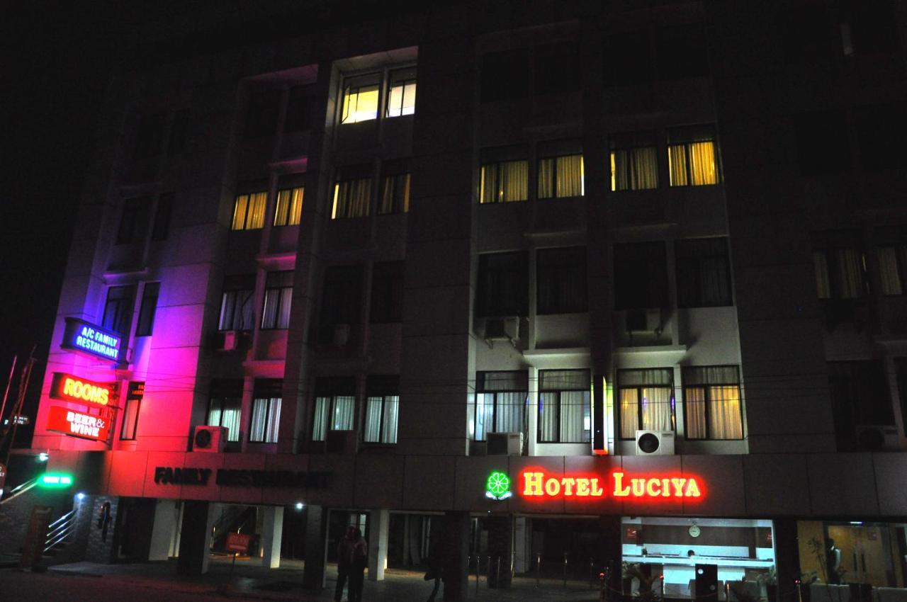 Hotel Luciya Kochi Eksteriør bilde