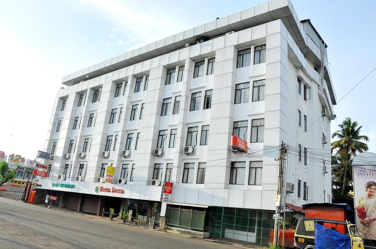 Hotel Luciya Kochi Eksteriør bilde